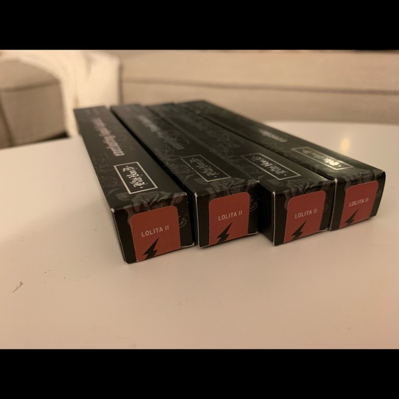 Kat Von D liquid lip stick - Picture 2 of 3